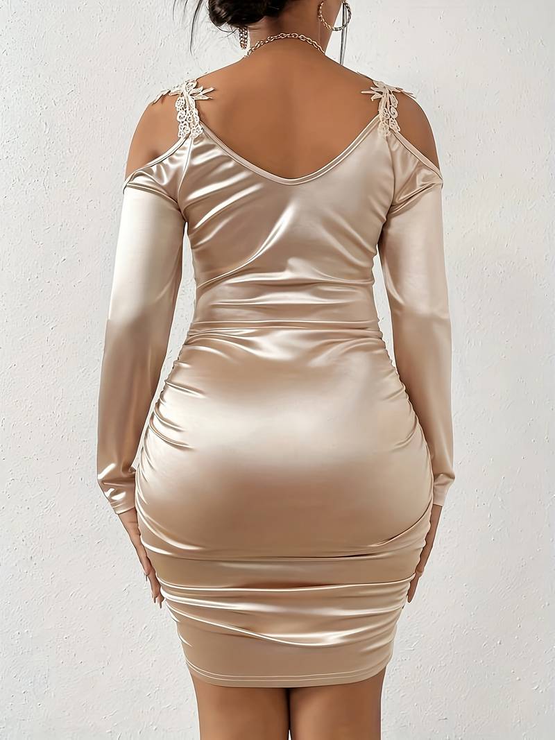 Damen Rüschenkleid Schulterfrei Elegantes Festliches Kleid für Hochzeitsgast aus Hochwertigem Stoff-2
