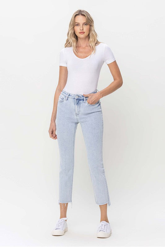 Damen Hoch geschnittene Gerade Jeans aus leichtem Denim 3