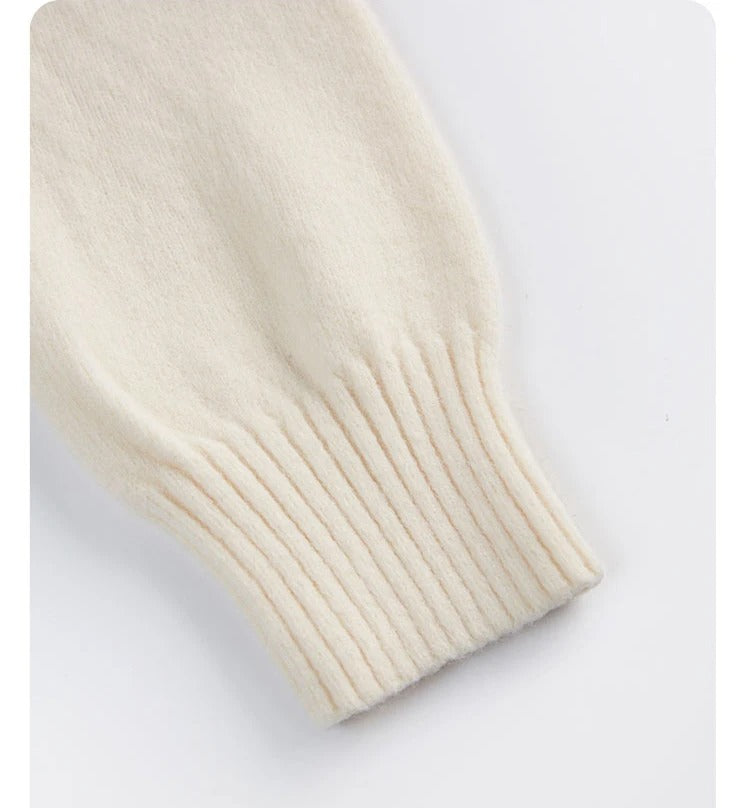 Damen-Strickjacke mit V-Ausschnitt und diagonalem Knopf