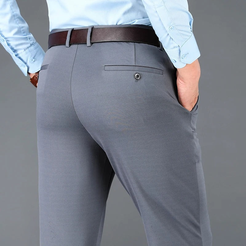 Weite gerade Hosen für Männer