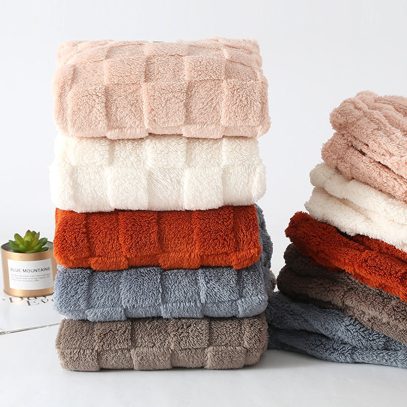 Kariertes Winter-Pyjama-Set für Frauen