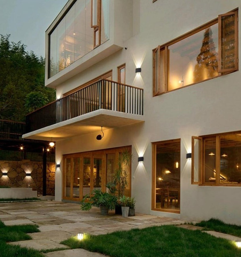 Außenwandleuchte LED Modern Mit Vielseitiger Beleuchtung Für Garten Und Terrasse 2