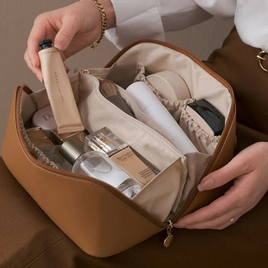 Beauty Case für Damen mit mehreren Fächern 3