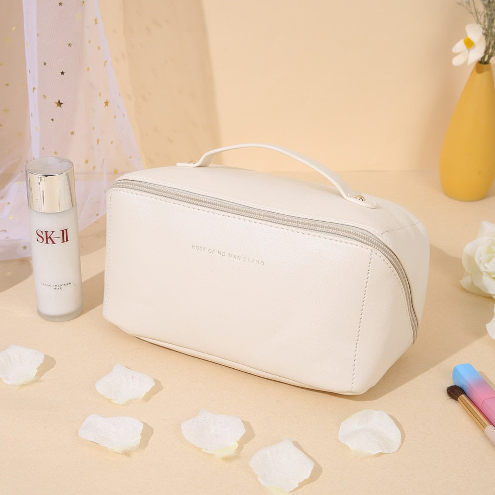 Beauty Case für Damen mit mehreren Fächern 8