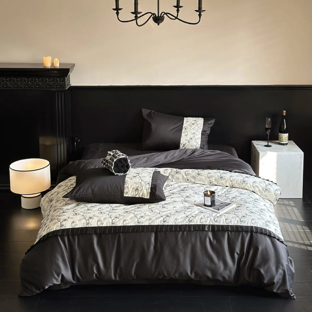Bettwäsche-Set Damen mit Blumenbordüre und gesteppter Tagesdecke 0