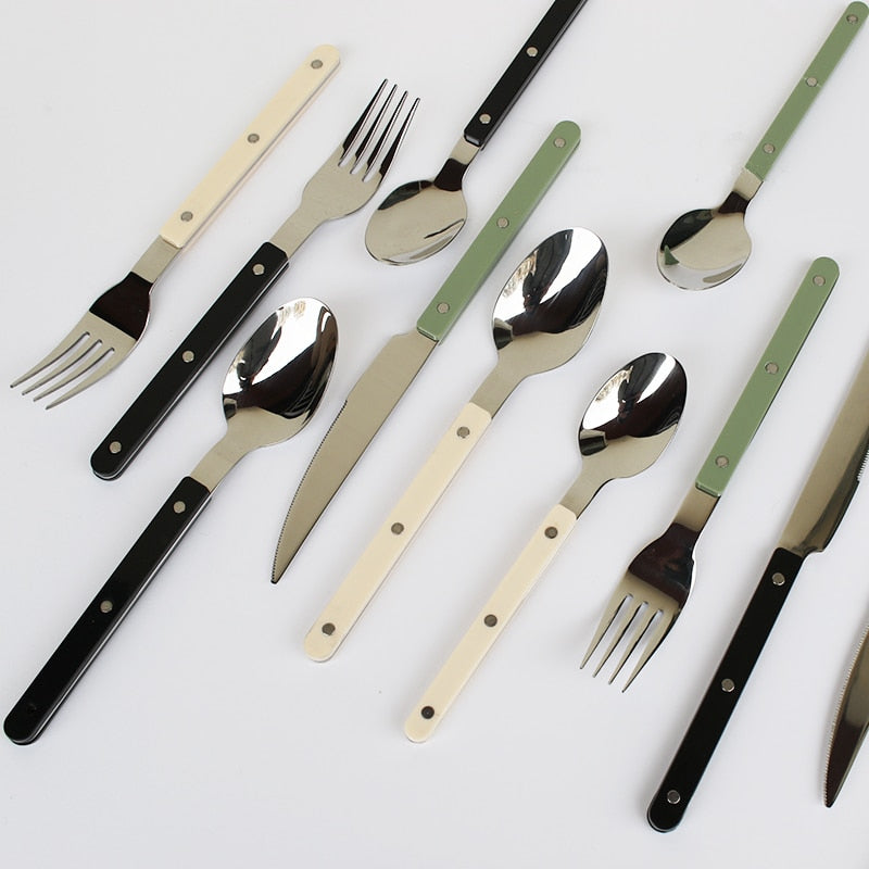 Bistro Besteckset 24-teilig für 6 Personen mit Stilvollem Design 1
