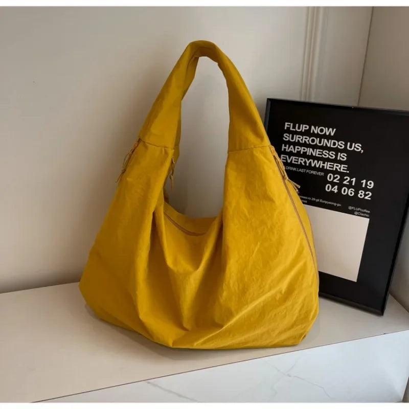 Damen Handtasche Minimalistisch Flexibles Material Große Umhängetasche 4