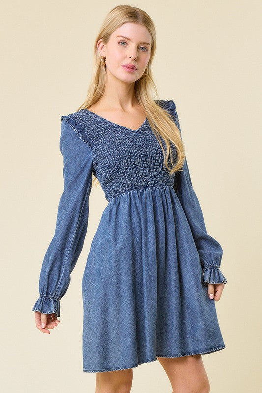 Damen Mini Kleid V-Ausschnitt Smocked Denim 1