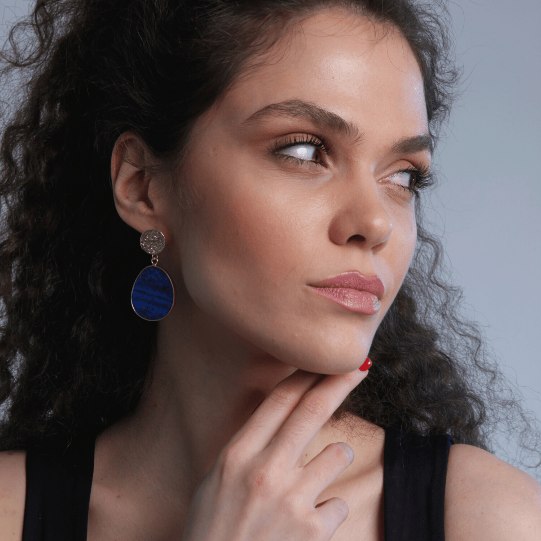 Damen Ohrringe Celestial Design mit Lapislazuli und Goldakzenten 4