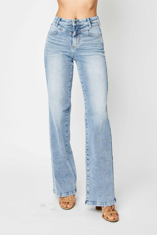 Damen Retro Jeans mit Hoher Taille und Yoke-Design 1