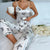 Damen Satin Pyjama Set mit Schmetterlingsdruck 2