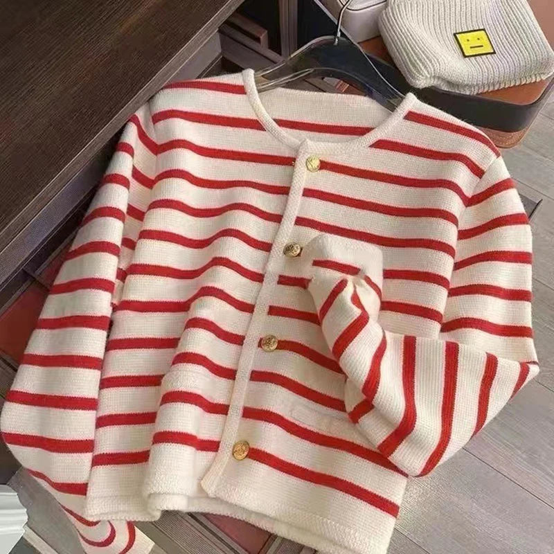 Damen Strickjacke mit Rundhalsausschnitt und langen Ärmeln 2