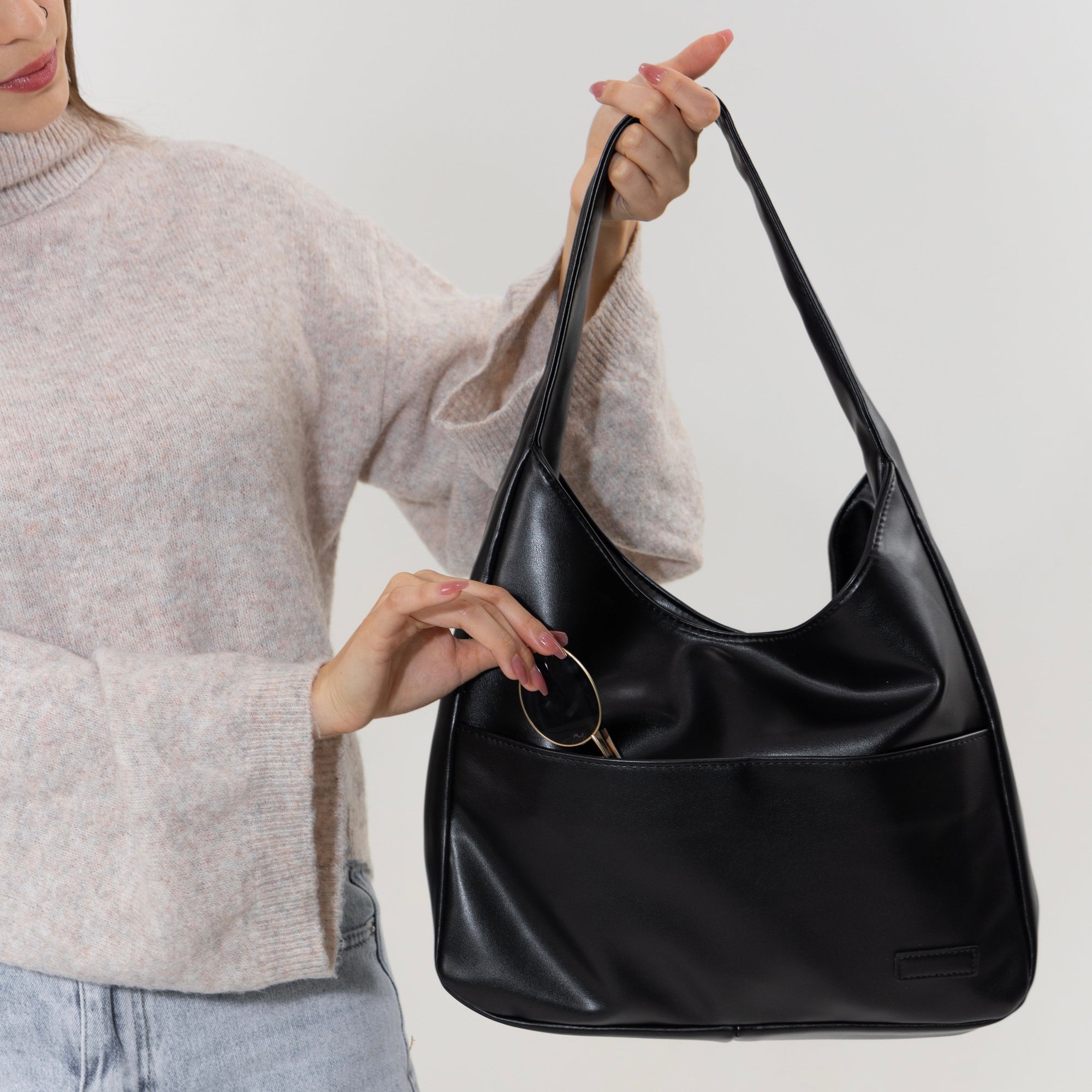 Damen Umhängetasche Kunstleder Praktisch und Stilvoll mit Reißverschluss 1