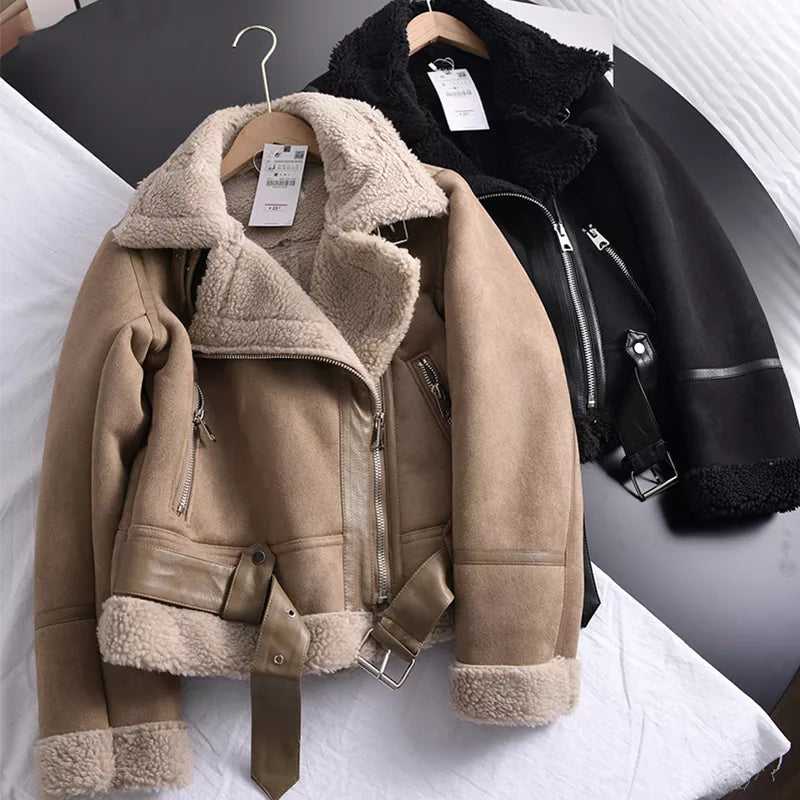 Damen Winterjacke aus Wildleder mit modernem Design 0