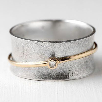Damenring Vintage Stil mit Zirkonia und Goldakzenten 0