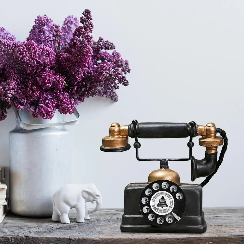 Dekoratives Retro-Telefon Ornament für das Wohnzimmer 2