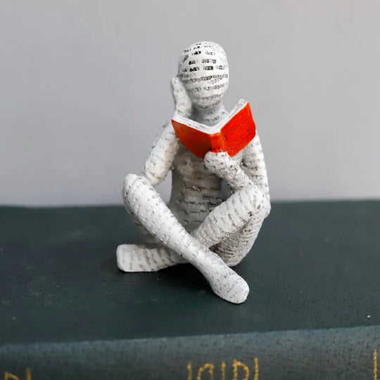 Denkende Statue für Frauen als kreative Dekoration 1