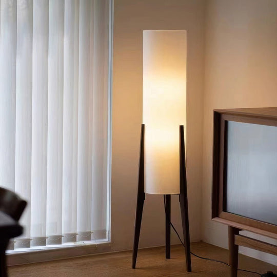 Dimmbare Stehlampe im Skandinavischen Stil mit Walnussholz Sockel 2
