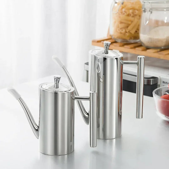 Edelstahl Ölkanne 500/700 ml mit Auslaufdesign 3