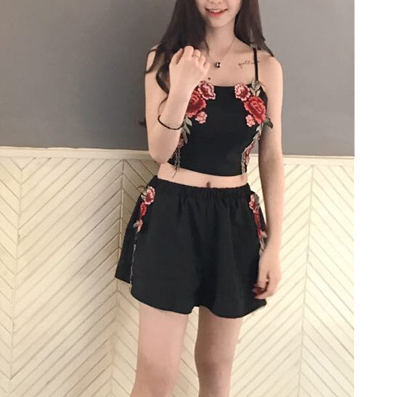 Floral Besticktes Crop Top Und Shorts Set