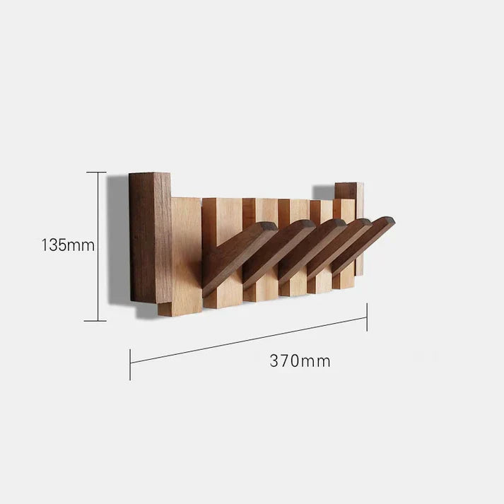 Garderobe aus Holz, Klavierinspiration 8
