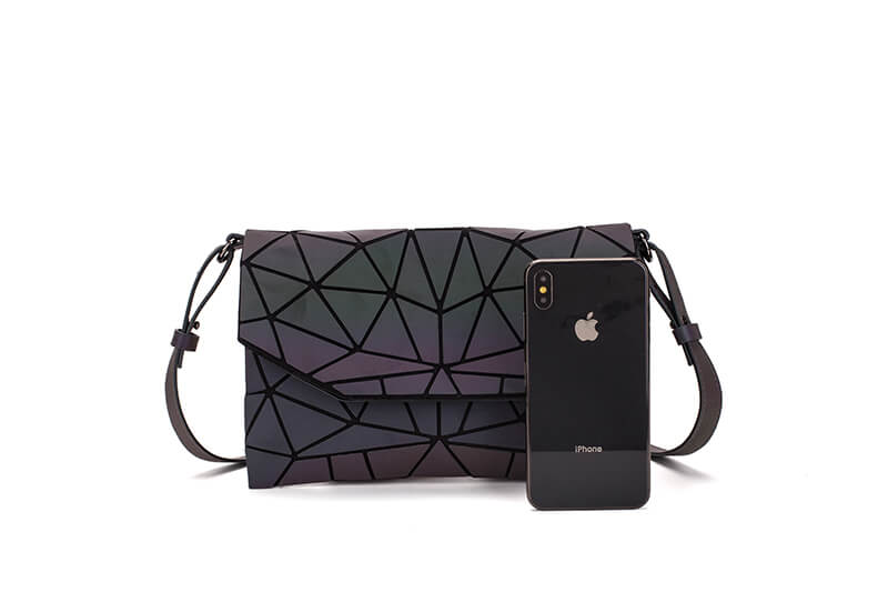 Geometrische Leuchtende Crossbody-Tasche