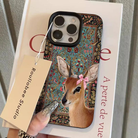 Handyhülle mit Vintage Blume und Hirsch für iPhone 13