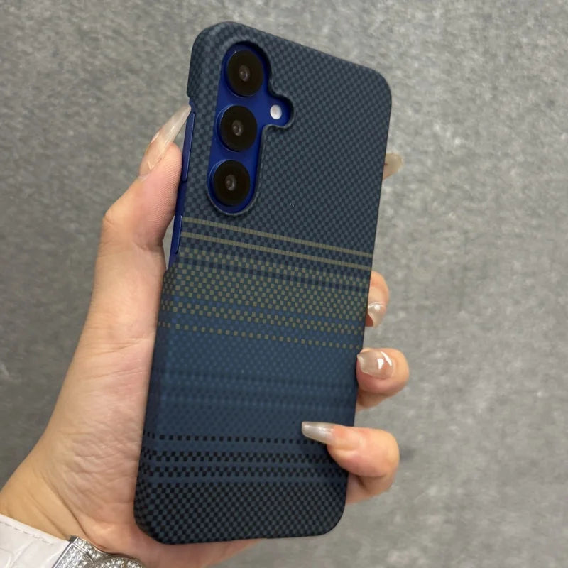 Harte Handyhülle für Samsung Galaxy S25 S24 Plus mit Modernem Karbonfaser-Muster 1