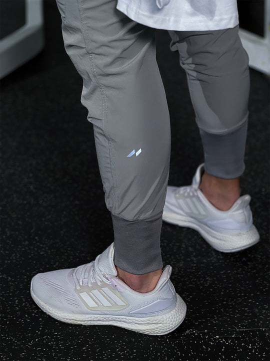 Herren Jogginghose Sportlich mit Elastischem Bund und Funktionalen Reißverschlüssen 1