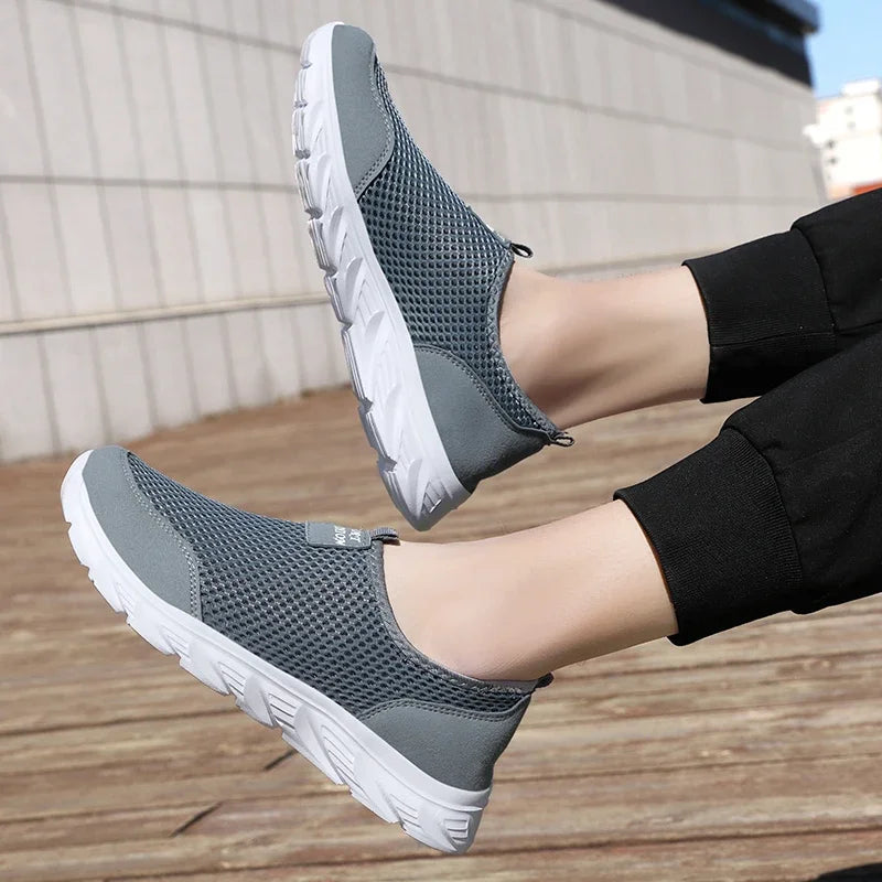 Herren Slip-On Laufschuhe aus atmungsaktivem Mesh 6