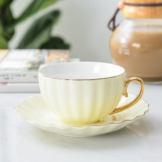 Kaffeetasse mit Untertasse Kreatives Design für Stilvolle Anlässe 7