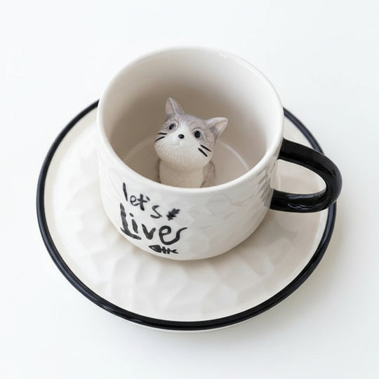 Kaffeetasse mit versteckter Katze – Verspielt und Handbemalt 0