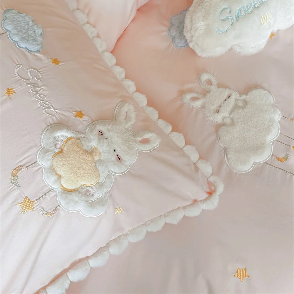 Kinderbettwäsche-Set mit verspieltem Wolken- und Monddesign 3