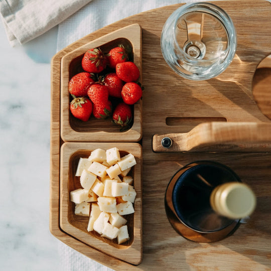 Klappbarer Picknicktisch Mit Unterteilten Fächern Für Snacks Und Getränke 5