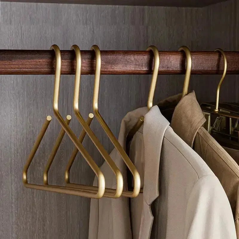 Kleiderbügel Set für Damen und Herren - Stilvoll und Platzsparend 1