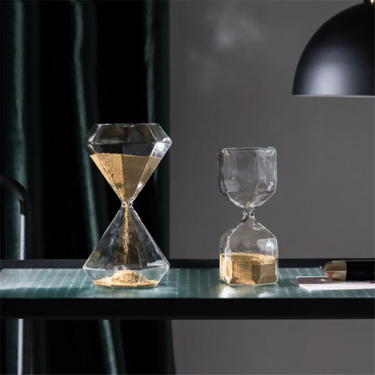 Kreative Sanduhr im Geometrischen Design für Modernes Dekor 1