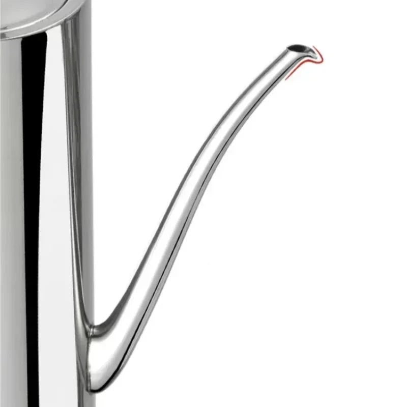 Küchenölkanne aus Edelstahl mit Auslaufschutz und ergonomischem Griff 500/700 ml 4