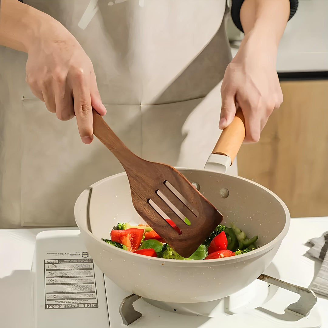 Küchenutensilien-Set aus Teakholz für die moderne Küche 5