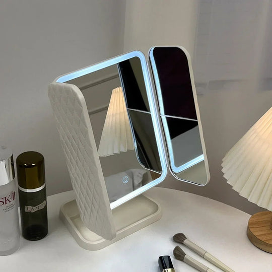 Make-up Spiegel mit LED-Beleuchtung für perfektes Styling 5