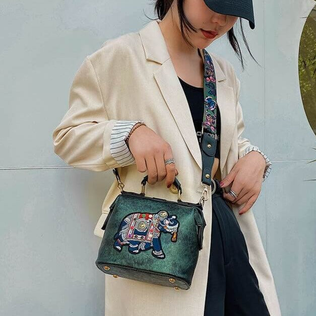 Mandala-Stickerei Tasche