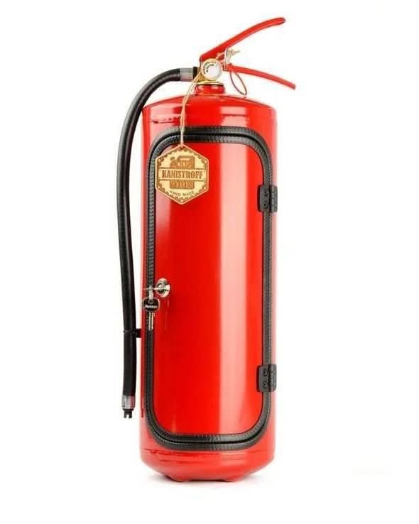 Mini Bar im Feuerlöscher-Design für kreative Getränkeaufbewahrung 7