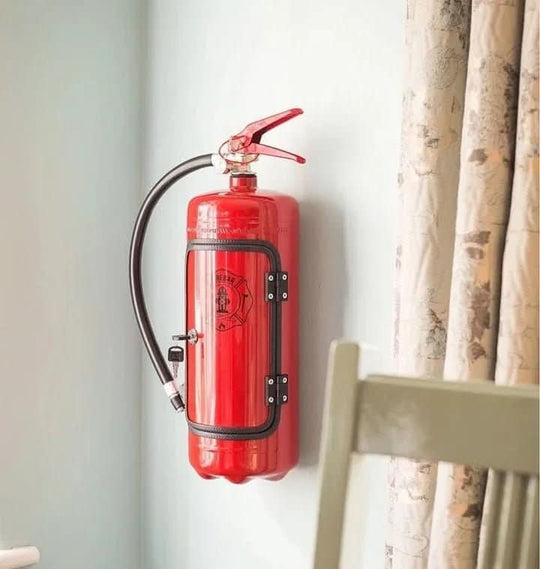 Mini Bar im Feuerlöscher-Design für kreative Getränkeaufbewahrung 8