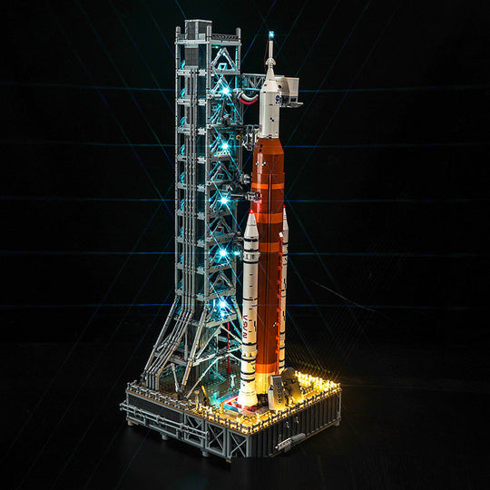 Modell des Artemis Space Launch Systems für Erwachsene 3
