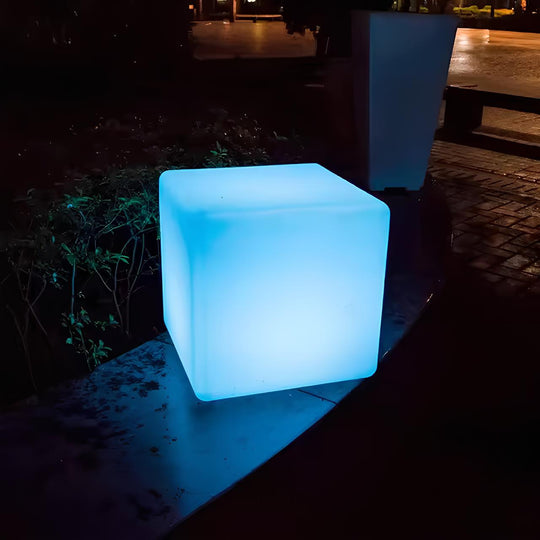 Moderne Gartenlampe Würfelform für stilvolle Beleuchtung 6