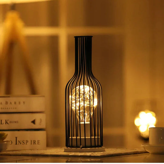 Moderne Tischlampe Ava für stilvolle Beleuchtung im Wohnzimmer und Büro 4