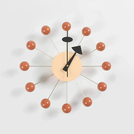 Moderne Wanduhr im Sonnenschliff-Design für stilvolle Akzente 3