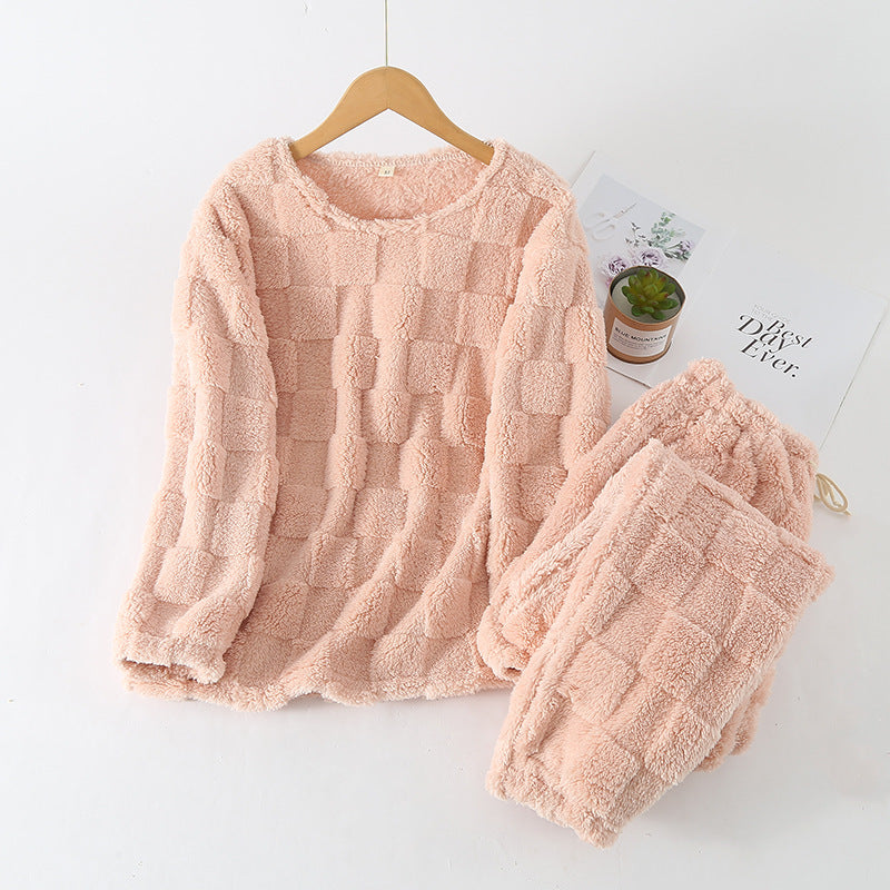Kariertes Winter-Pyjama-Set für Frauen