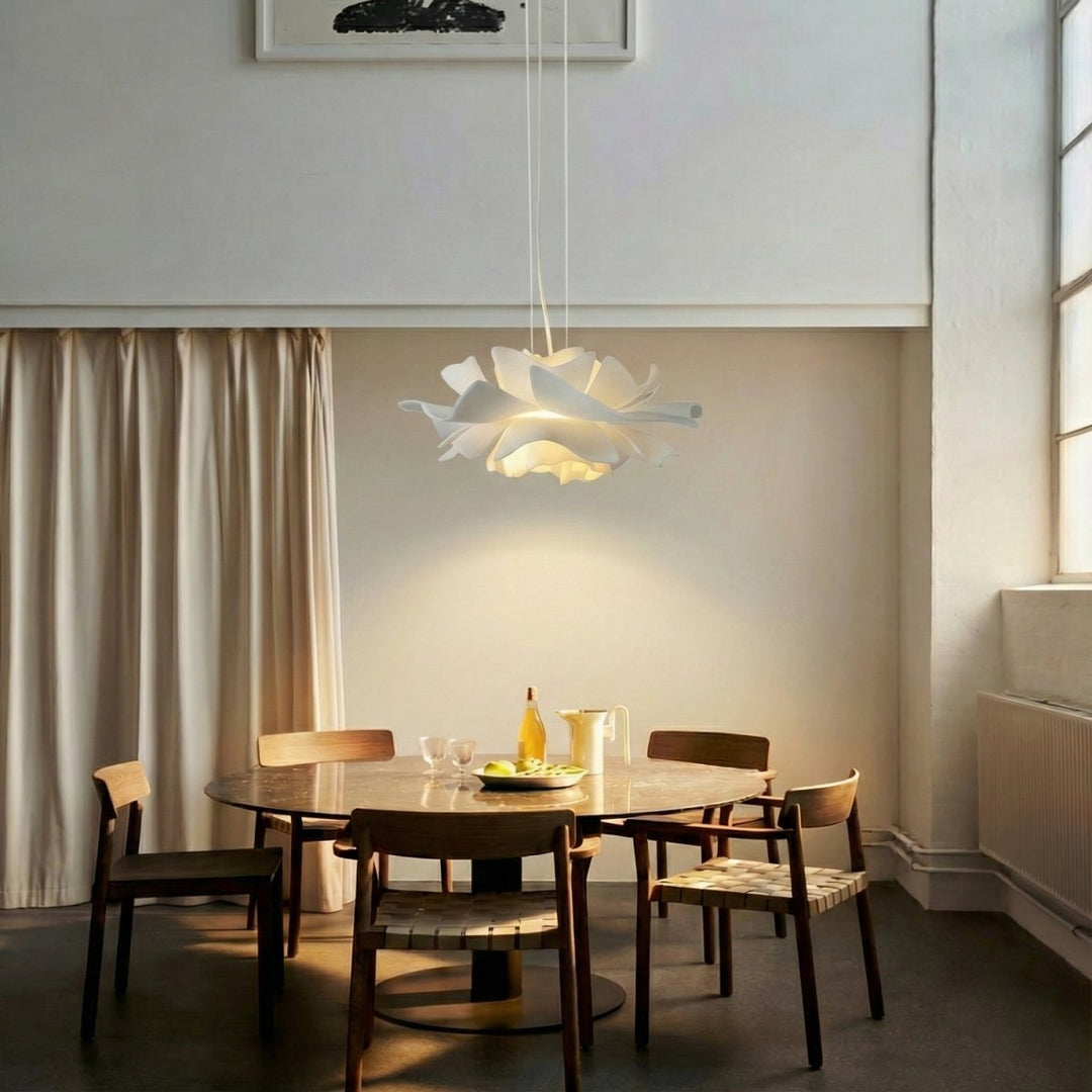Pendelleuchte für Esszimmer und Wohnzimmer im Lotusdesign 3