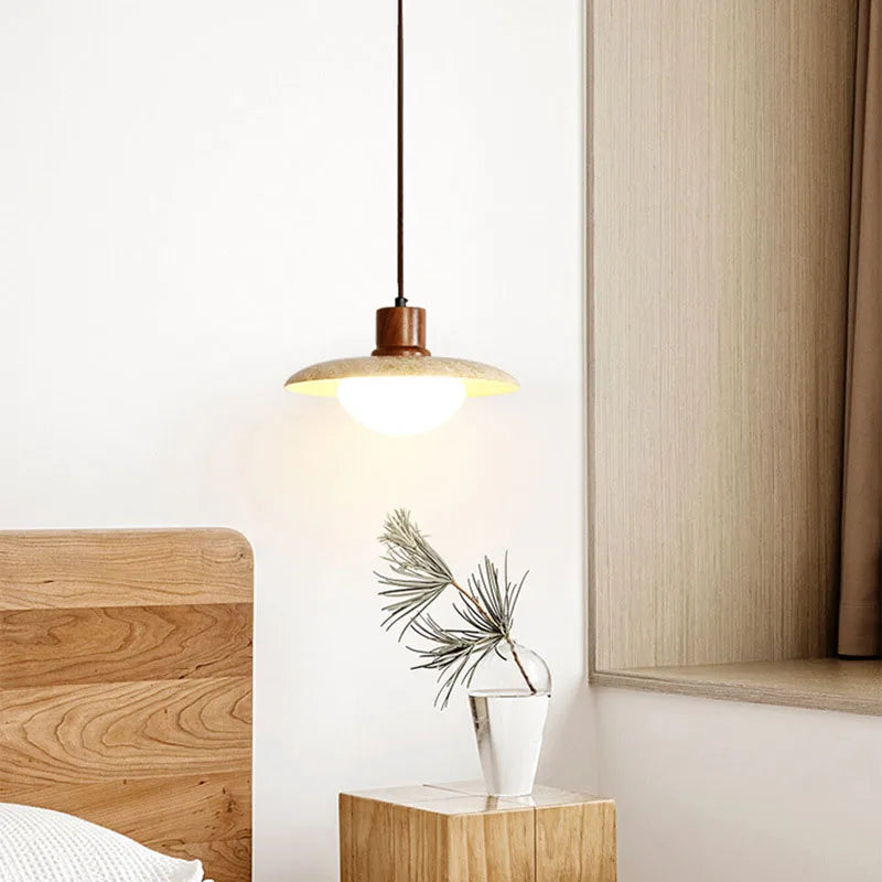 Pendelleuchte im Wabi Sabi Stil für rustikale Wohnräume 5