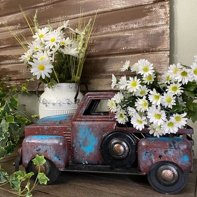 Rustikaler Pflanzer im LKW-Design für Garten und Dekoration 7
